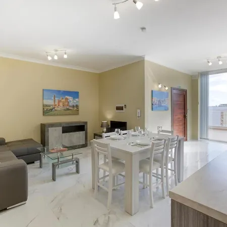 Penthouse, Seaview, Beautiful 2Br Apt 4 Marsaskala Exterior photo