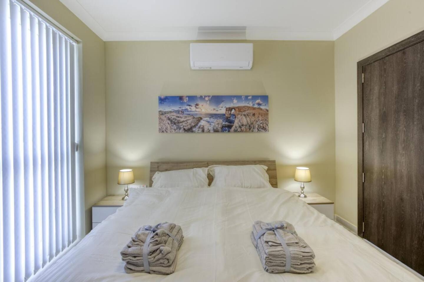 Penthouse, Seaview, Beautiful 2br 4 Lägenhet