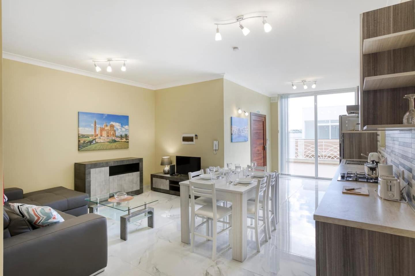 Lägenhet Penthouse, Seaview, Beautiful 2br 4 Marsaskala