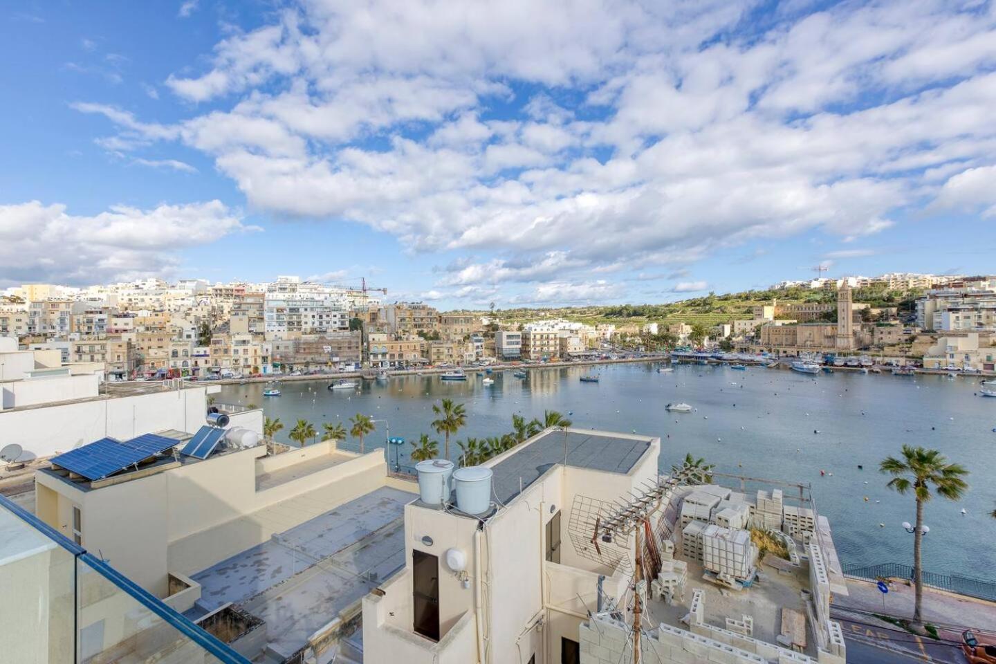 Lägenhet Penthouse, Seaview, Beautiful 2br 4